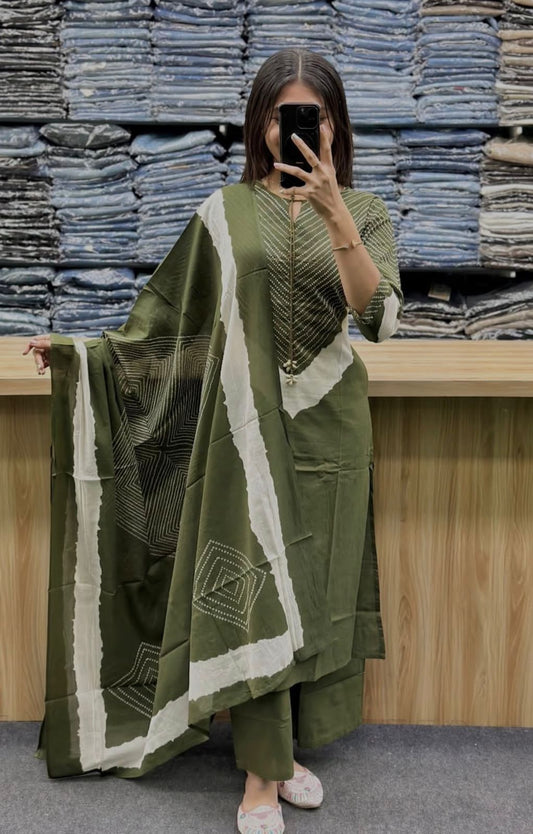 Green Printed Kurta Pant Dupatta Set for Women