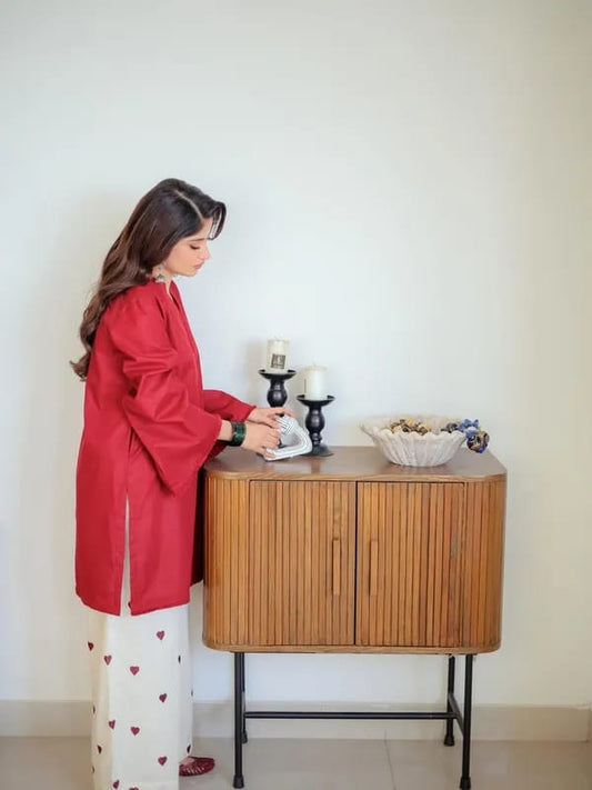 Women Red Kurta with Heart Printed Set