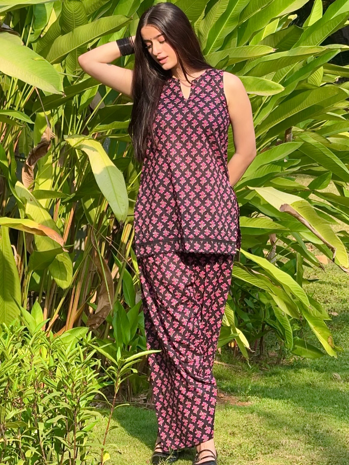 Women Ethnic Motifs Printed Regular Kurta Set