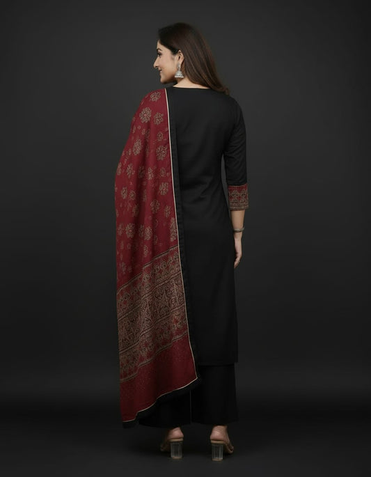 Black Embroidered Kurta Pant Set