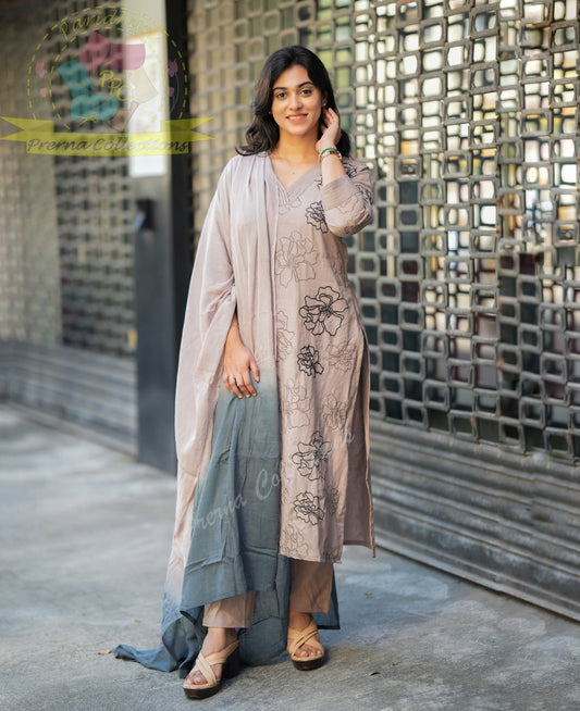 Elegant Floral Printed Kurta Set