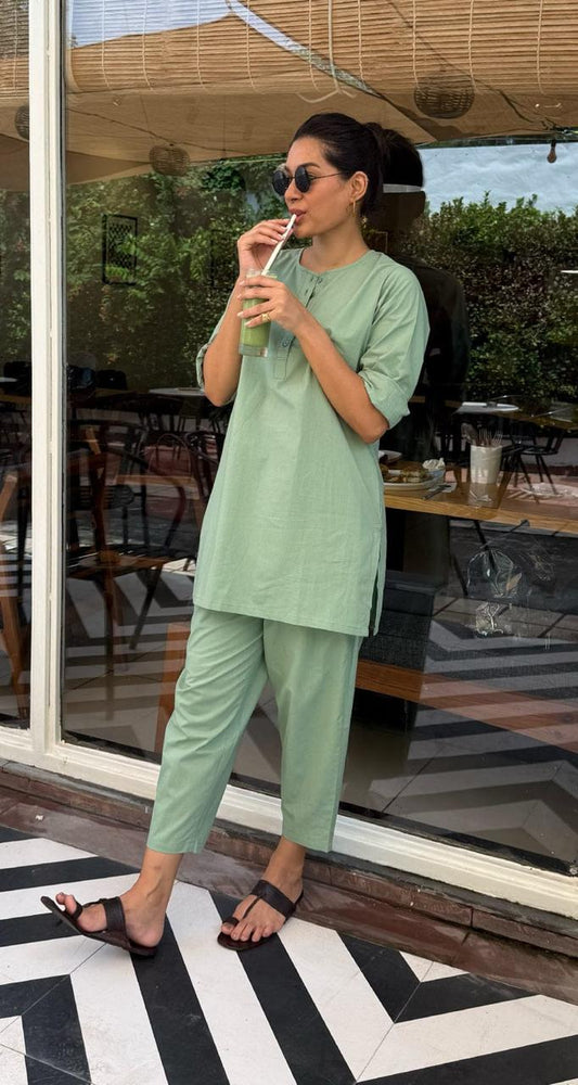 Women's Minimalist Mint Sage Matching Two-Piece Kurta Set