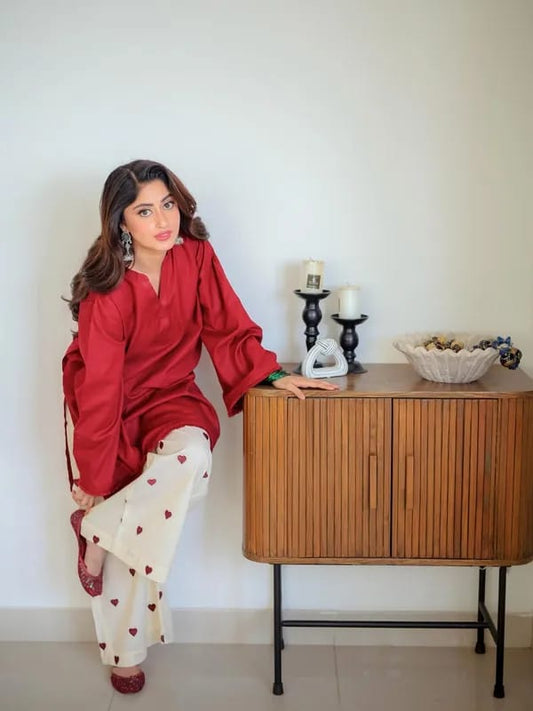 Women Red Kurta with Heart Printed Set