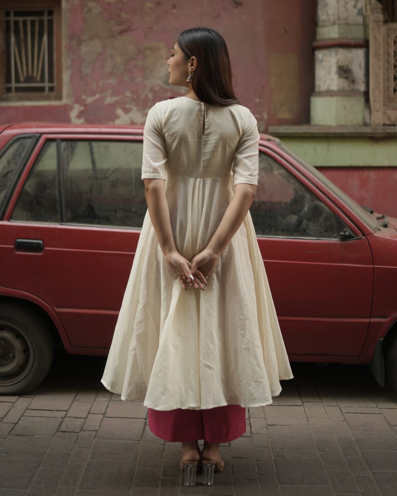 Women Cream Anarkali Kurta Set