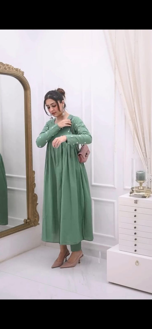 Women Green Anarkali Kurta Set – Elegant Flared Ethnic Wear | Jaipur Rang